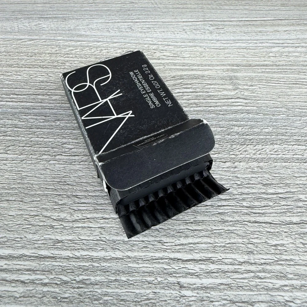 NARS goldfinger 2008